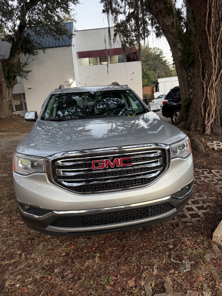 2017 GMC Acadia SLT-1's photo