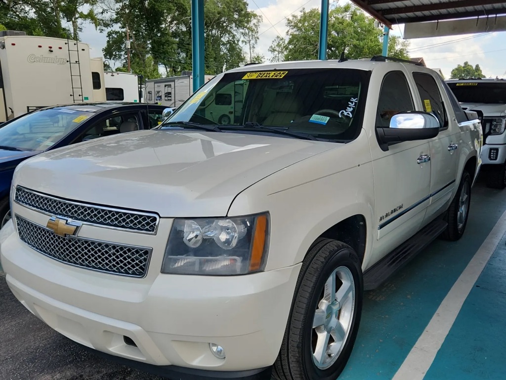 2010 Chevrolet Avalanche 2WD Avalanche LTZ's photo