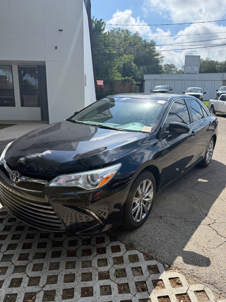 2016 Toyota Camry 2.5 Auto XLE's photo
