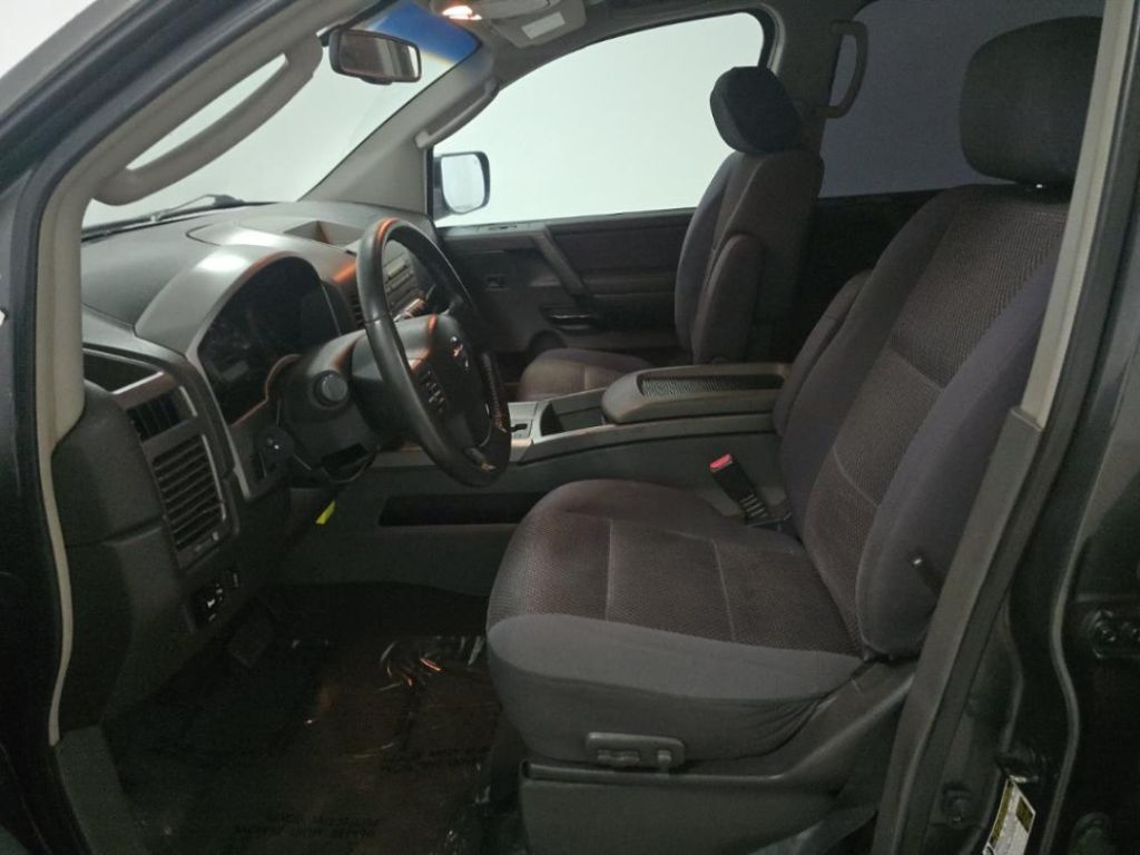 2007 Nissan Armada SE - Photo 8