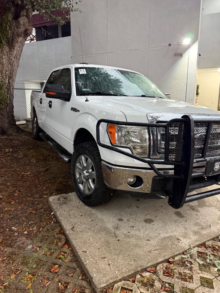 2013 Ford F-150 XLT's photo